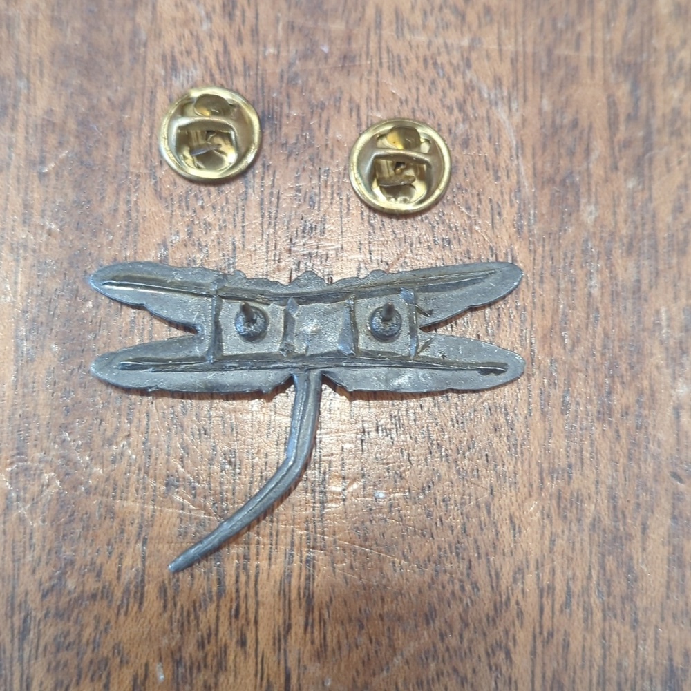 Dragonfly Pin - Picture 2 of 2